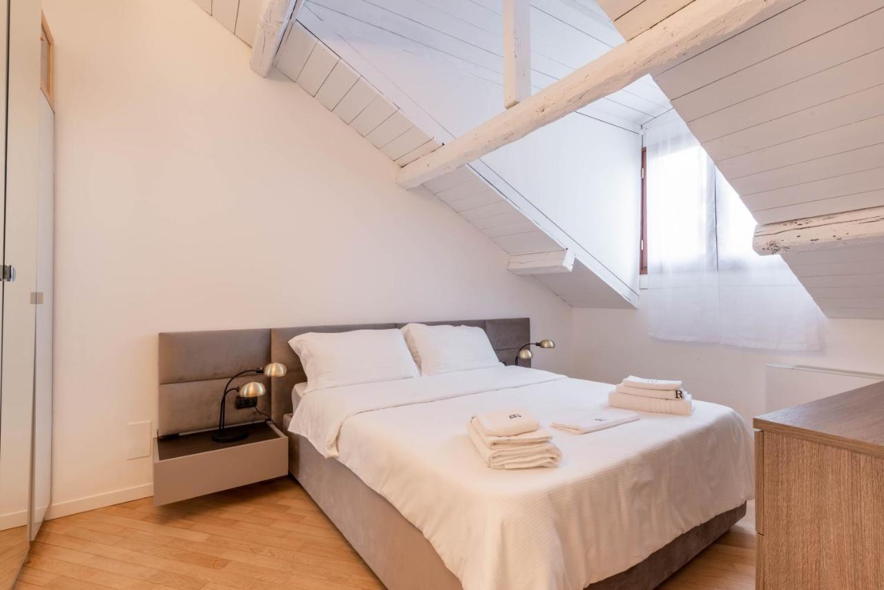 דירות מילאנו Brera Flat Near Duomo מראה חיצוני תמונה