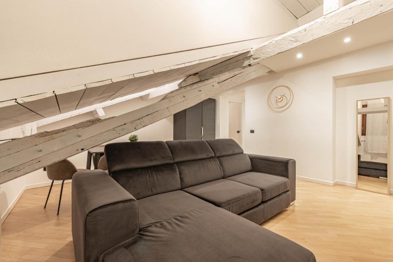 דירות מילאנו Brera Flat Near Duomo מראה חיצוני תמונה